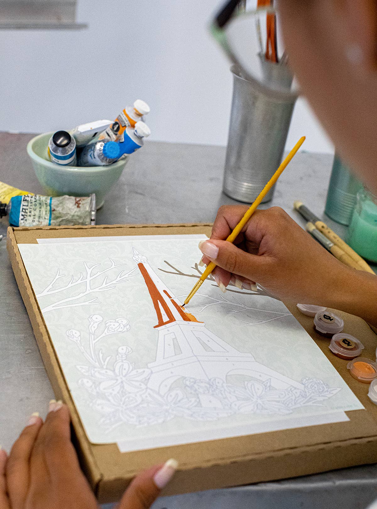 Elle Crée (She Creates) - Eiffel Tower with Cherry Blossoms Paint-by-Number Kit