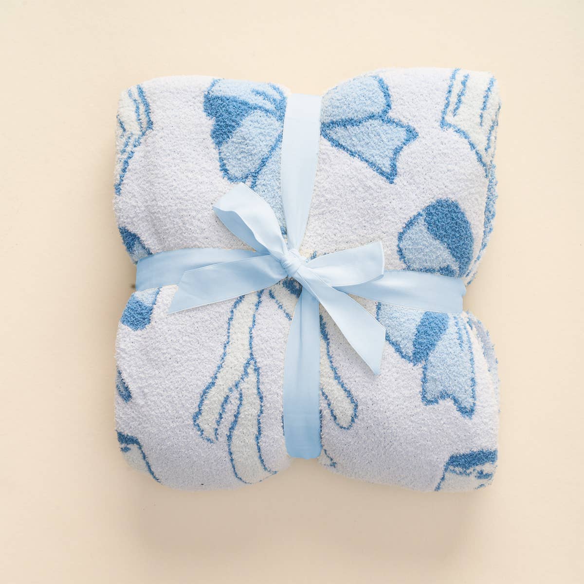 The Darling Effect - Cozy Dreams Luxe Blanket–Blushing Bows Blue