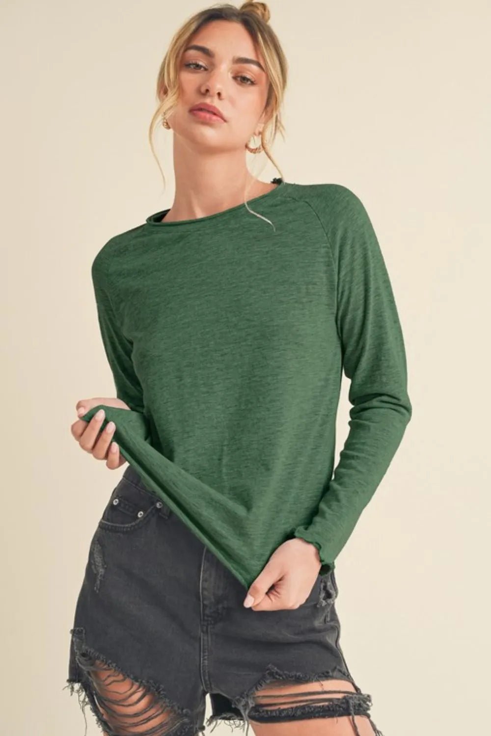 Aemi + Co Lettuce Hemline Round Neck Raglan Sleeve T-Shirt - Jennie Dots