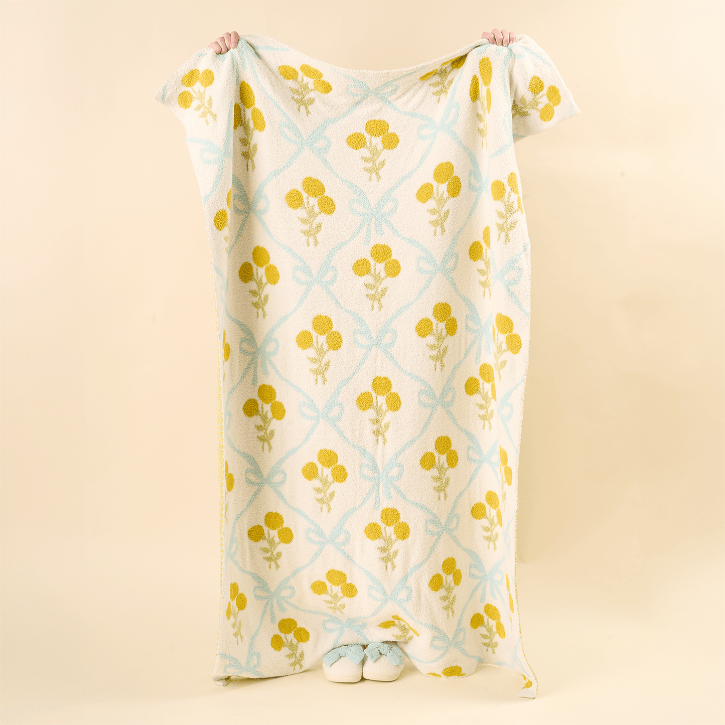 Cozy Dreams Luxe Blanket - Marigold Lane Blue - Jennie Dots
