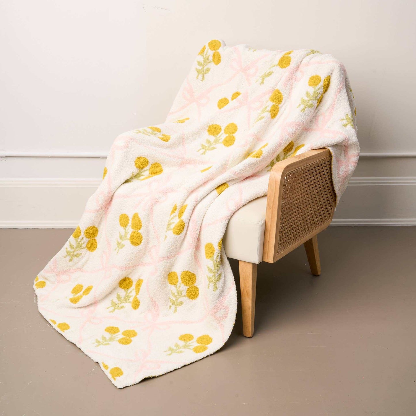 Cozy Dreams Luxe Blanket in Marigold Lane Pink, ultra-soft 100% polyester microfiber, large throw.