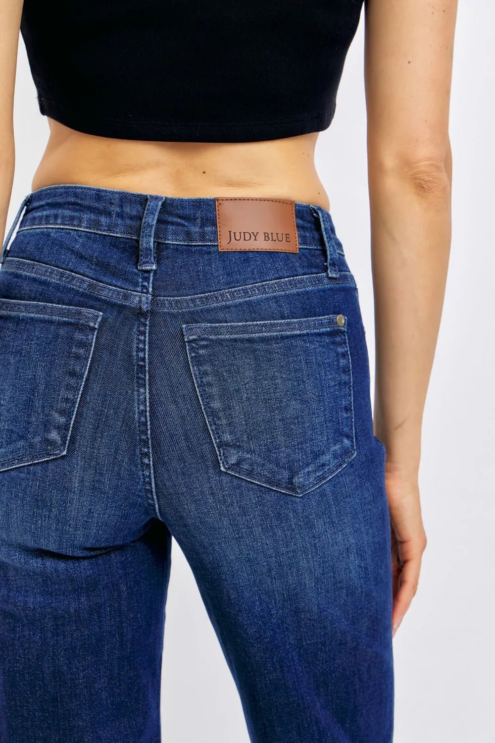 Judy Blue Tummy Control Straight Jeans - Jennie Dots