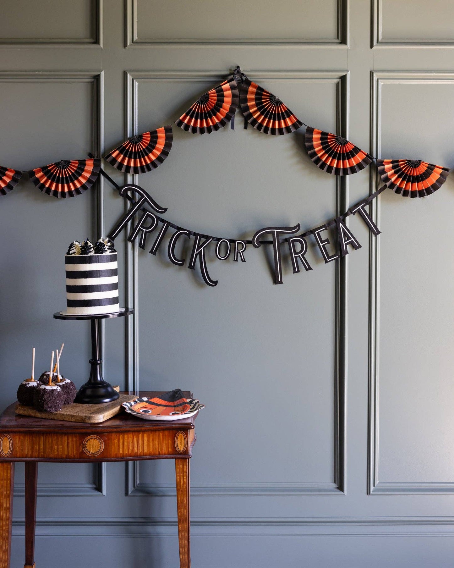 Trick or Treat Felt Banner - Jennie Dots