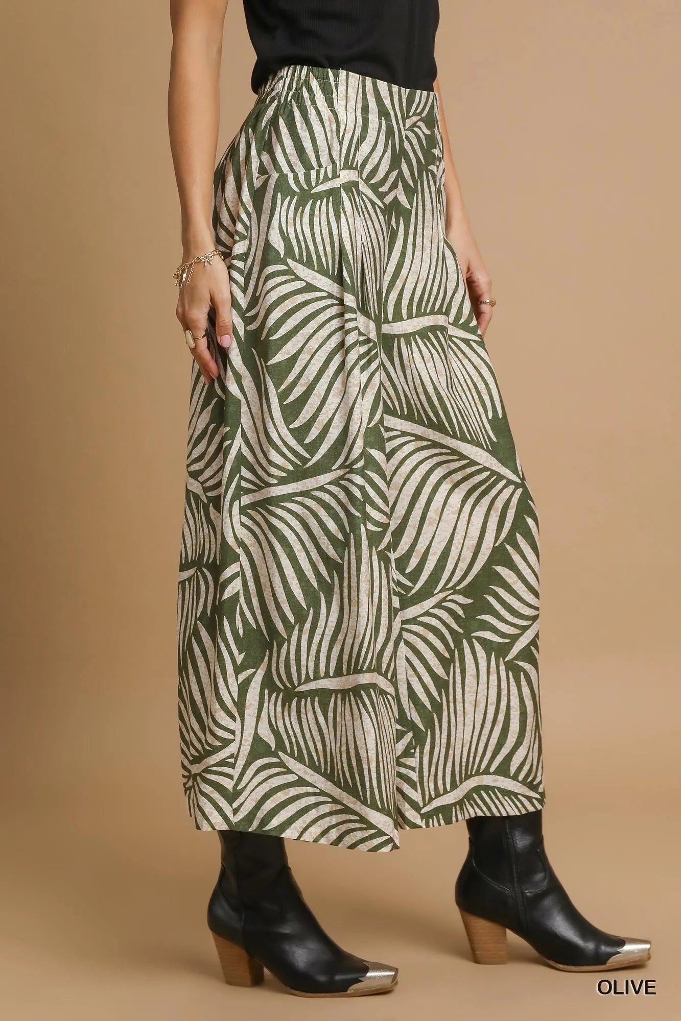 Umgee Palm Leaf Print Wide Leg Culotte Pants - Jennie Dots