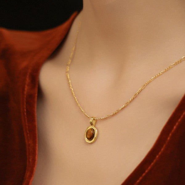 Vintage Style Gem Necklace