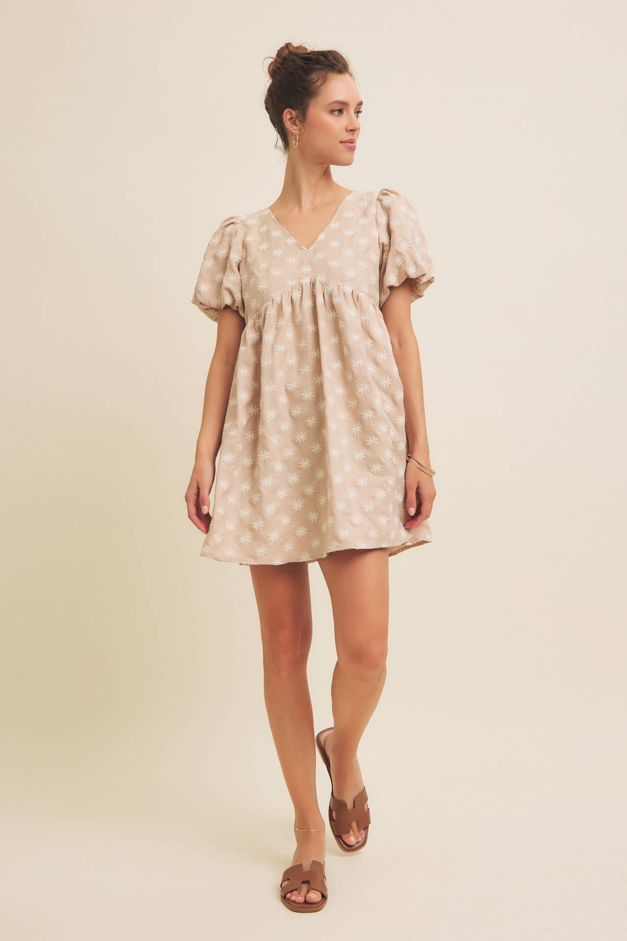 EMBROIDERED MINI DRESS WITH PUFF SLVS AND POCKETS