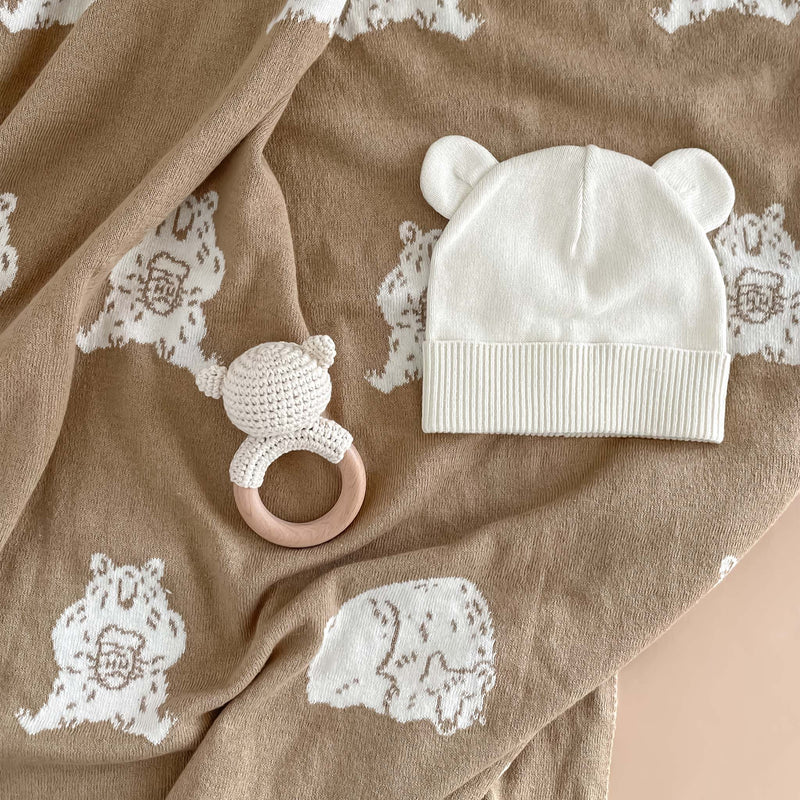 The Blueberry Hill - Set Honey Bear Blanket Hat and Teether Baby Gift Summer - Jennie Dots