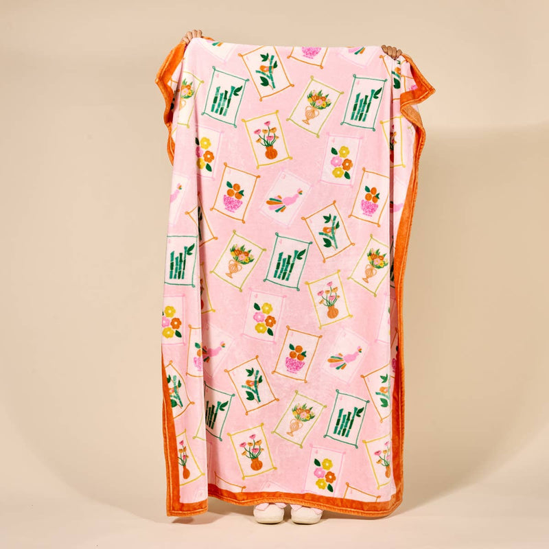 The Darling Effect - Snuggle Up Plush Blanket–It's Mahj Time