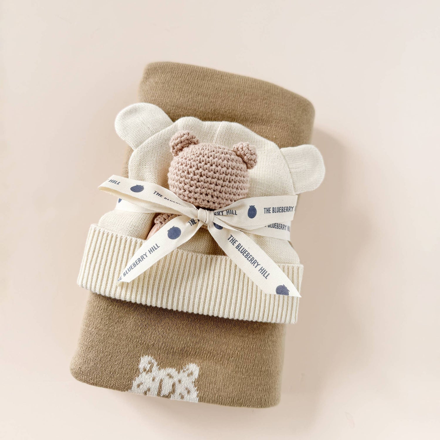 The Blueberry Hill - Set Honey Bear Blanket Hat and Teether Baby Gift Summer - Jennie Dots