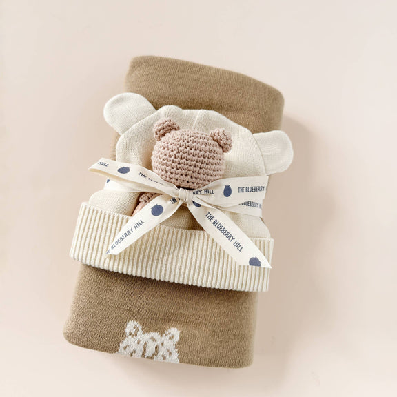 The Blueberry Hill - Set Honey Bear Blanket Hat and Teether Baby Gift Summer - Jennie Dots