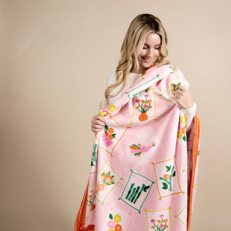 The Darling Effect - Snuggle Up Plush Blanket–It's Mahj Time