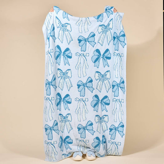 The Darling Effect - Cozy Dreams Luxe Blanket–Blushing Bows Blue