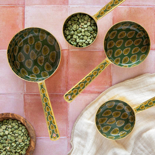 Danica Heirloom - Brio Enameled Steel Measuring Cups Set of 4 - Jennie Dots