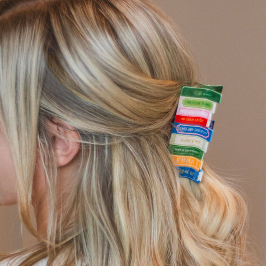 Pippi Post - Classic Books Claw Hair Clip