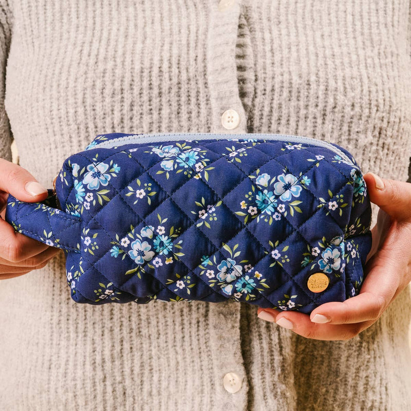 The Darling Effect - Essentials Quilted Cosmetic Pouch–Endless Daydream Navy
