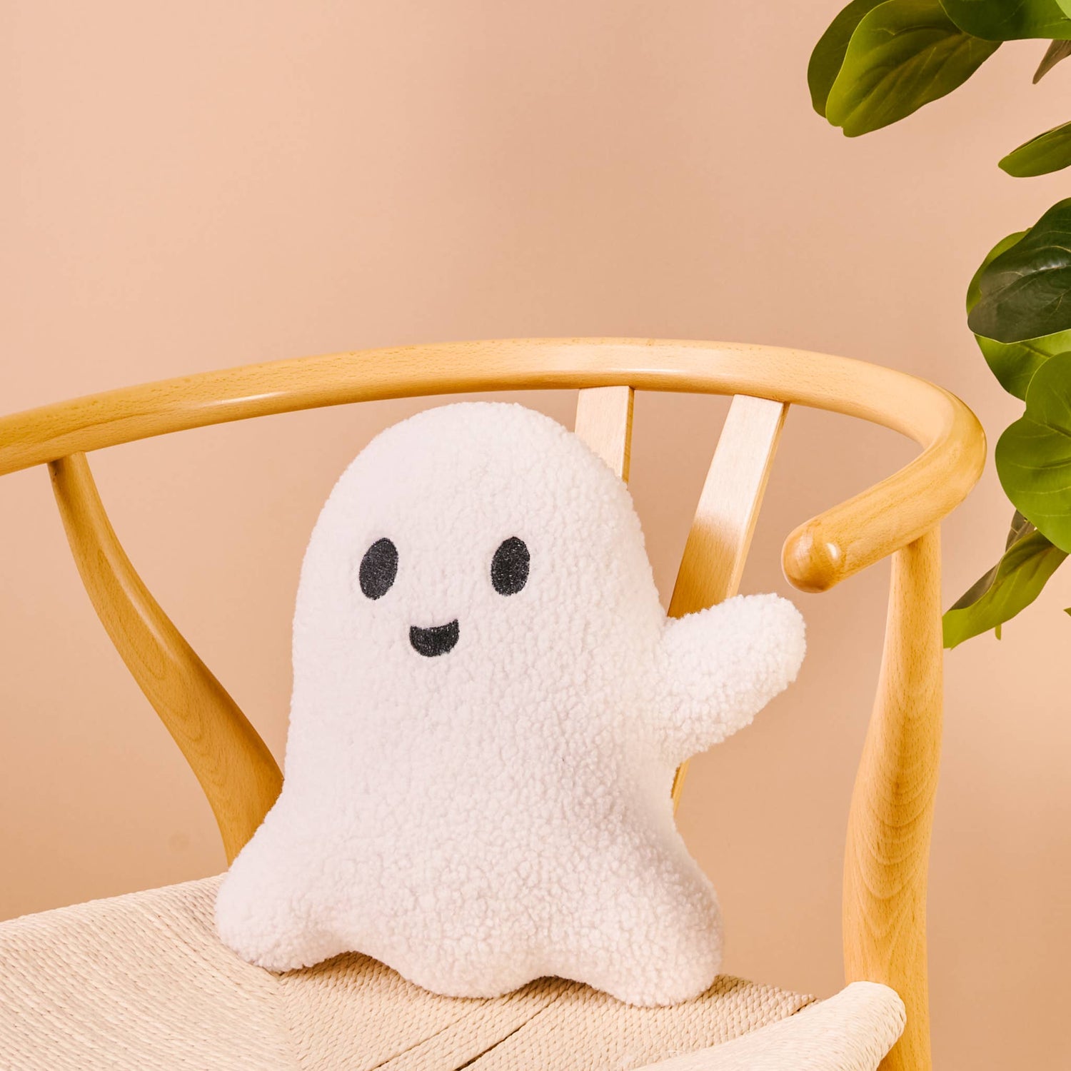 The Darling Effect - Throw Pillow-Ghost