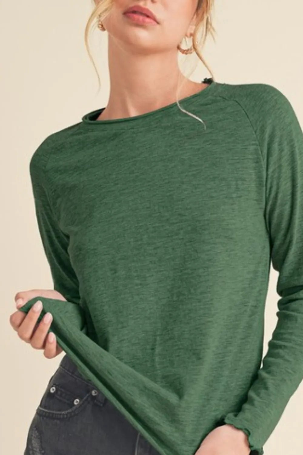 Aemi + Co Lettuce Hemline Round Neck Raglan Sleeve T-Shirt - Jennie Dots