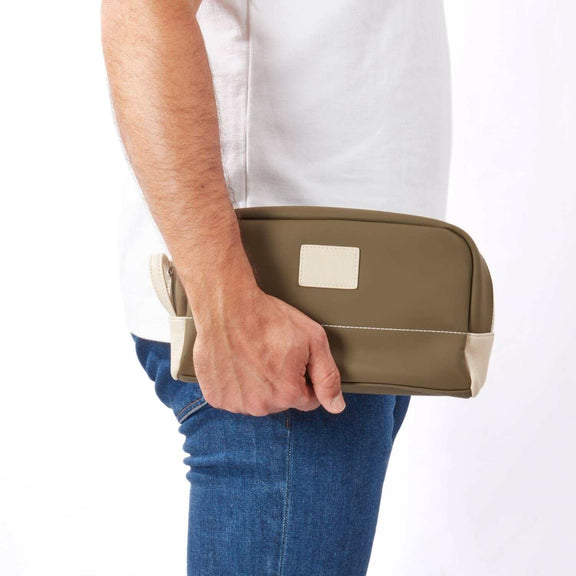 BeyBerk International - Glasgow Toiletry Bag - Jennie Dots