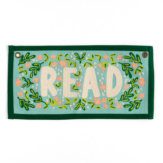 Pippi Post - Read Embroidered Canvas Banner
