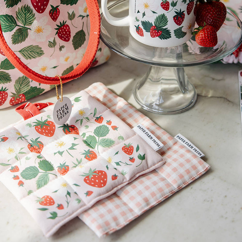 Paper Farm Press - Strawberry Patch Pot Holder Set