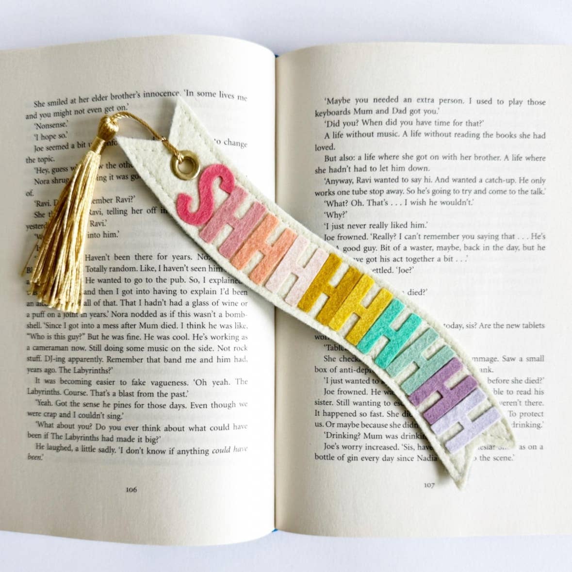 Milo & Mollie - Shh… Rainbow Felt Bookmark