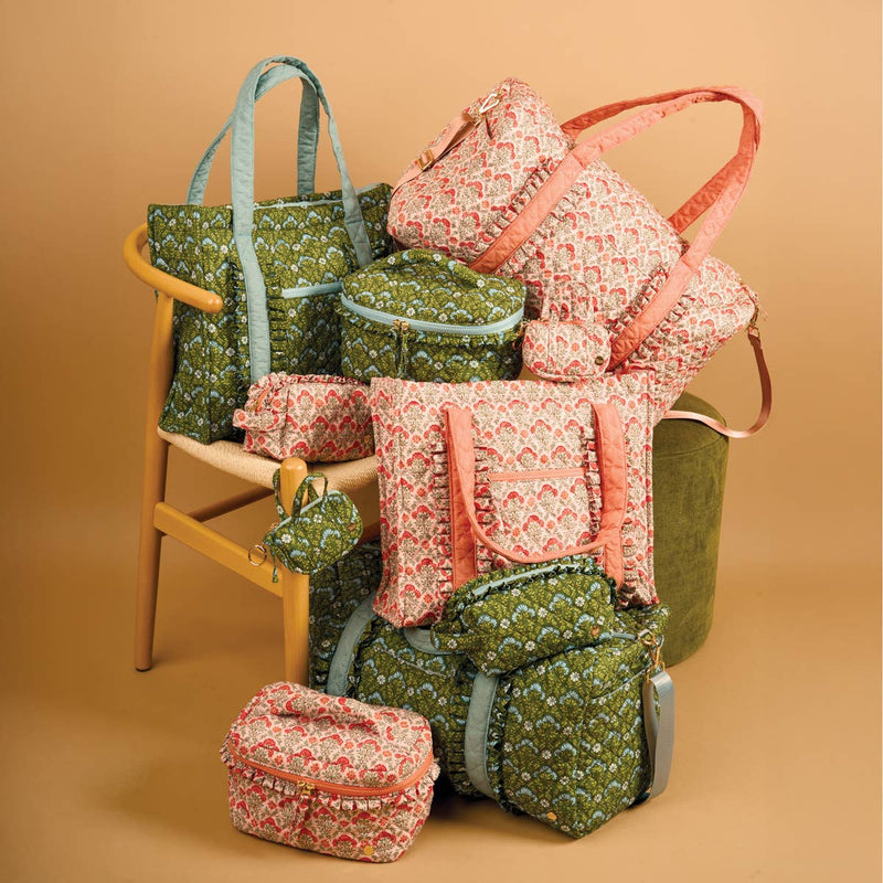 The Darling Effect - Glam & Go Quilted Cosmetic Bag–Everbloom Forest Green