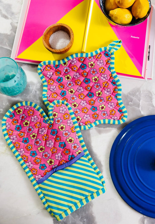 Furbish Studio - Pink Pot Holder & Oven Mitt - Jennie Dots