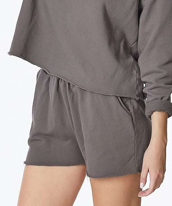 GARMENT DYE VINTAGE SHORTS - Jennie Dots