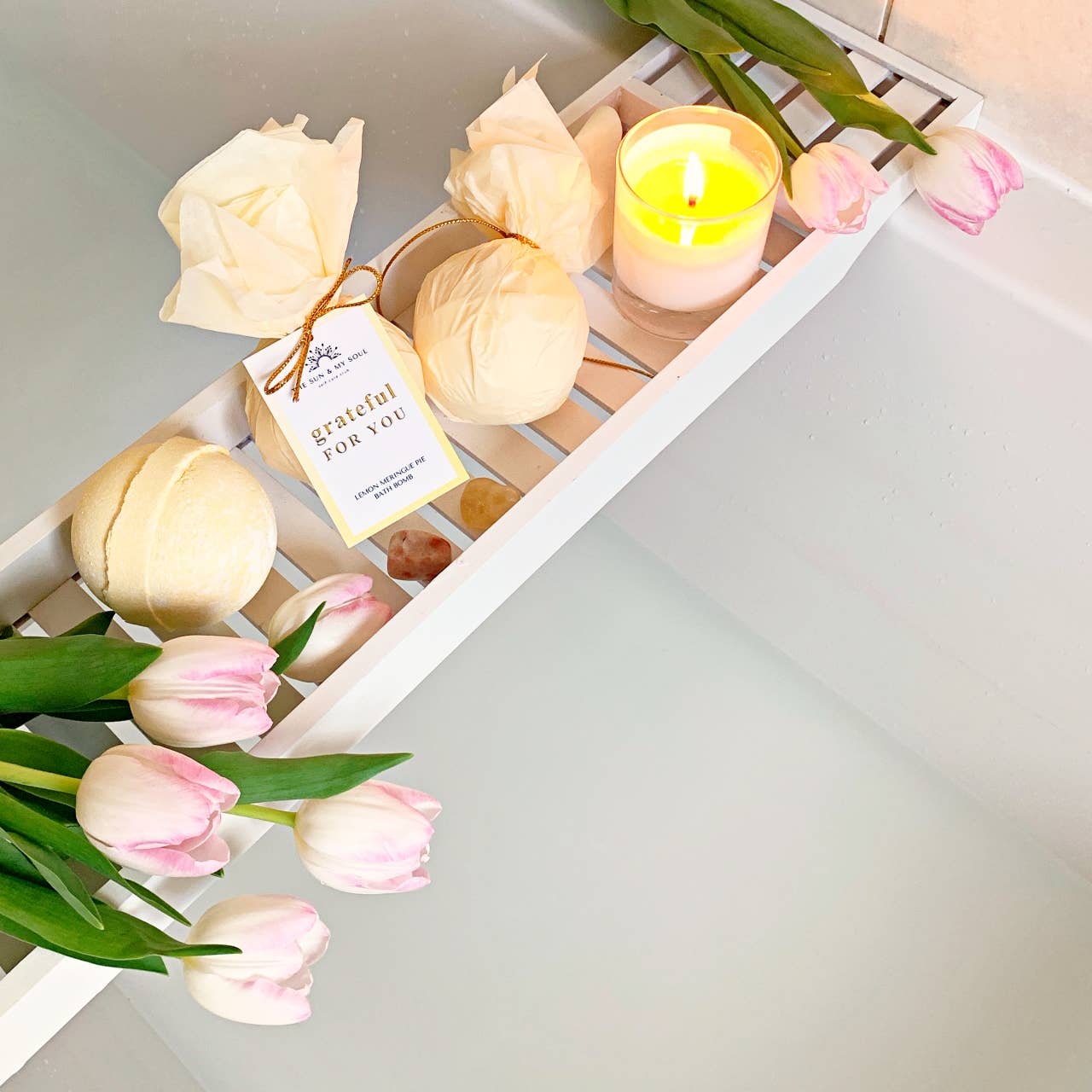 Gratitude Bath Bomb Gift⎜Lemon Scent Luxury Bath Bomb - Jennie Dots