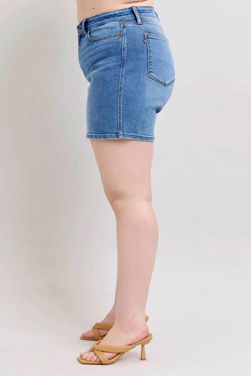 Judy Blue Size 2 Button Denim Shorts with Pockets - Jennie Dots