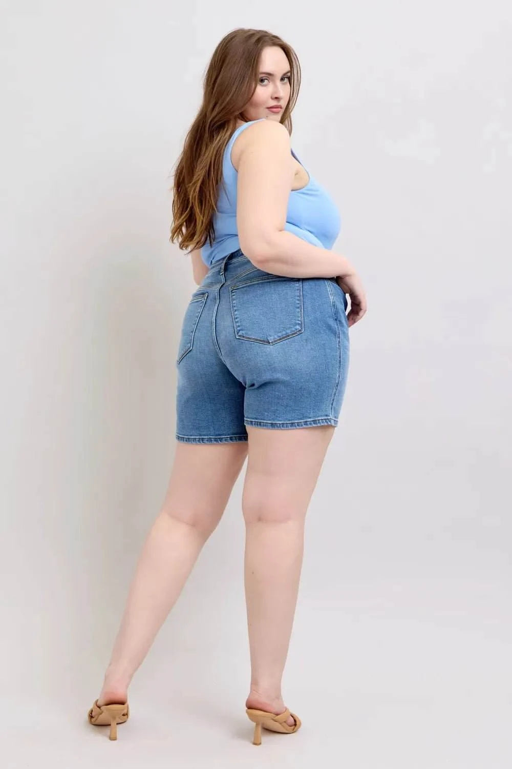 Judy Blue Size 2 Button Denim Shorts with Pockets - Jennie Dots