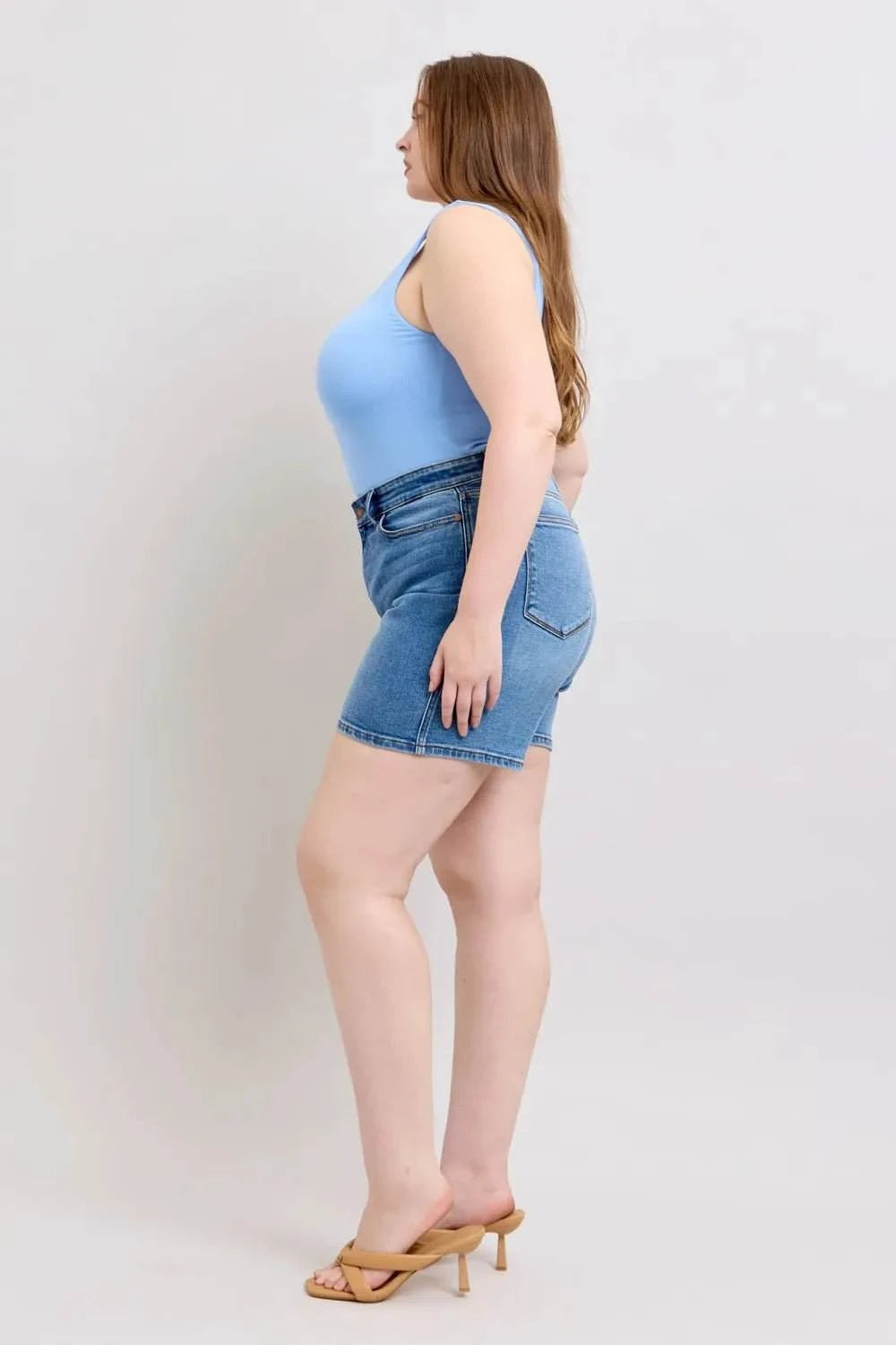 Judy Blue Size 2 Button Denim Shorts with Pockets - Jennie Dots