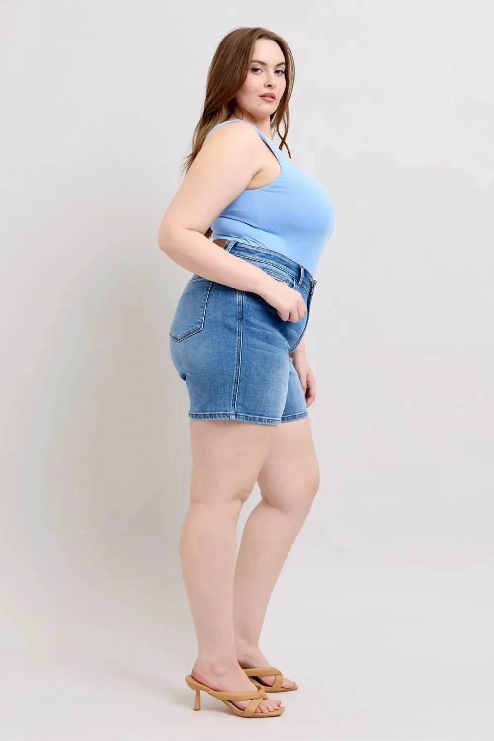 Judy Blue Size 2 Button Denim Shorts with Pockets - Jennie Dots