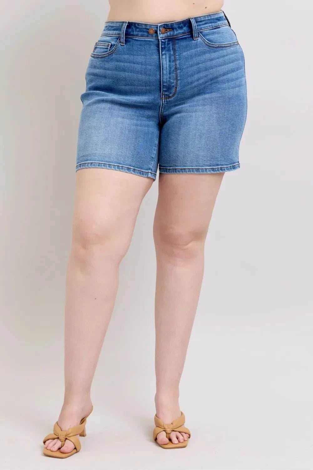 Judy Blue Size 2 Button Denim Shorts with Pockets - Jennie Dots