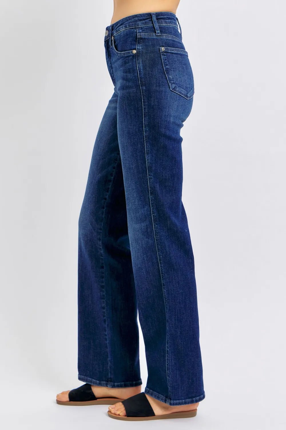 Judy Blue Tummy Control Straight Jeans - Jennie Dots