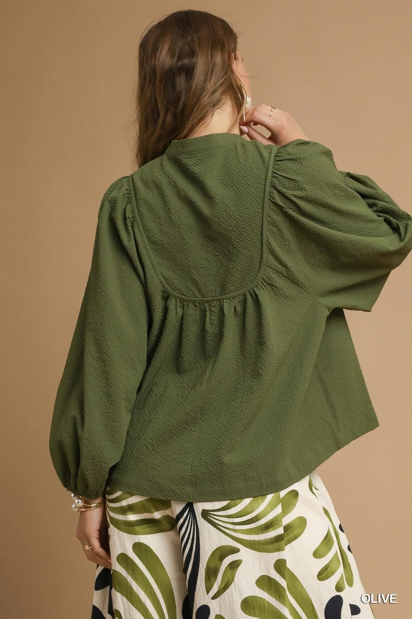 Umgee Textured Notched Blouse with Balloon Sleeves - Jennie Dots